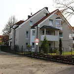 Haus Am Muehlenweg - Neue, Sonnendurchflutete Mit Aufzug Und Tiefgarage - Barrierefrei Appartamento *