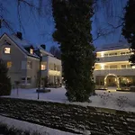 Haus Am Muehlenweg - Neue, Sonnendurchflutete Mit Aufzug Und Tiefgarage - Barrierefrei Appartamento *